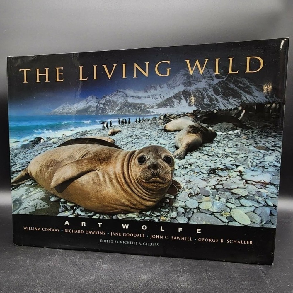 The Living Wild Art Wolfe Hardcover New Old Stk Nature Wildlife Photography Book
